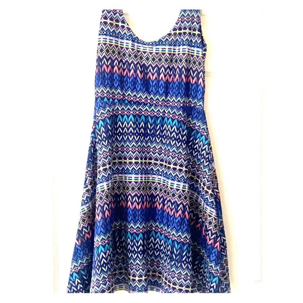 Blue patterned short dress